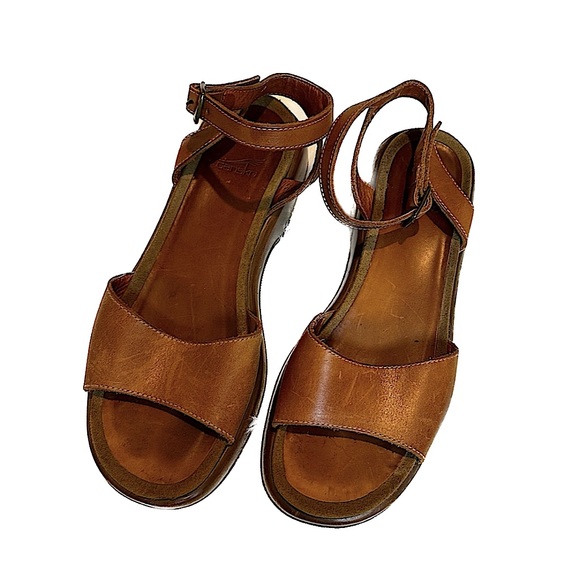 Dansko Shoes - Dansko Sandals